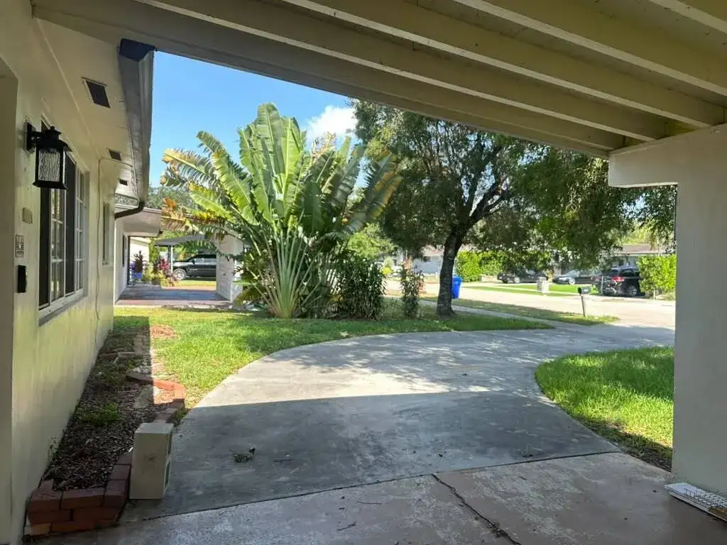 7231 Freedom Street, Hollywood FL 33024 photo 4