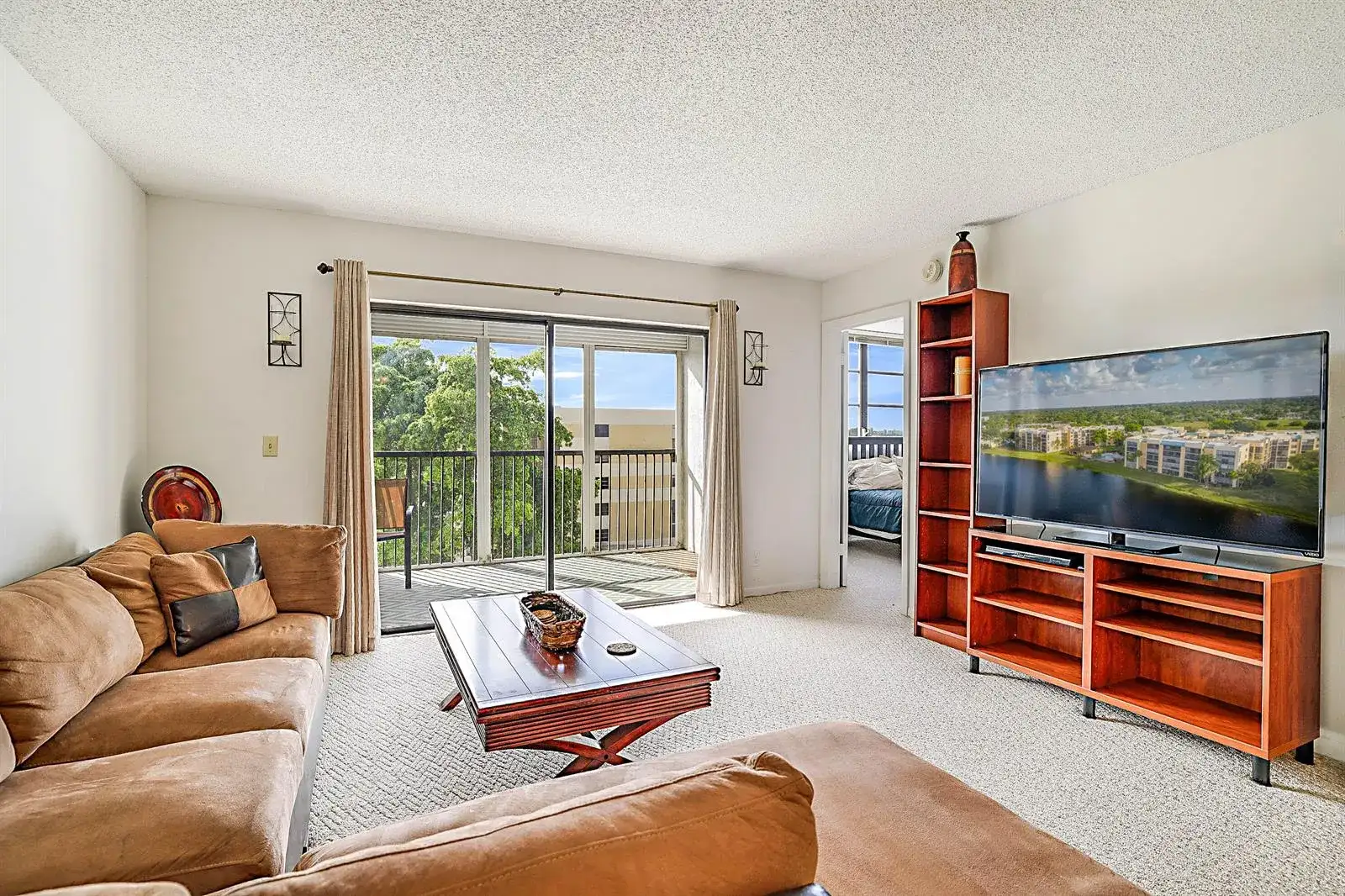 6475 W OAKLAND PARK Boulevard # 505, Lauderhill FL 33313 photo 3
