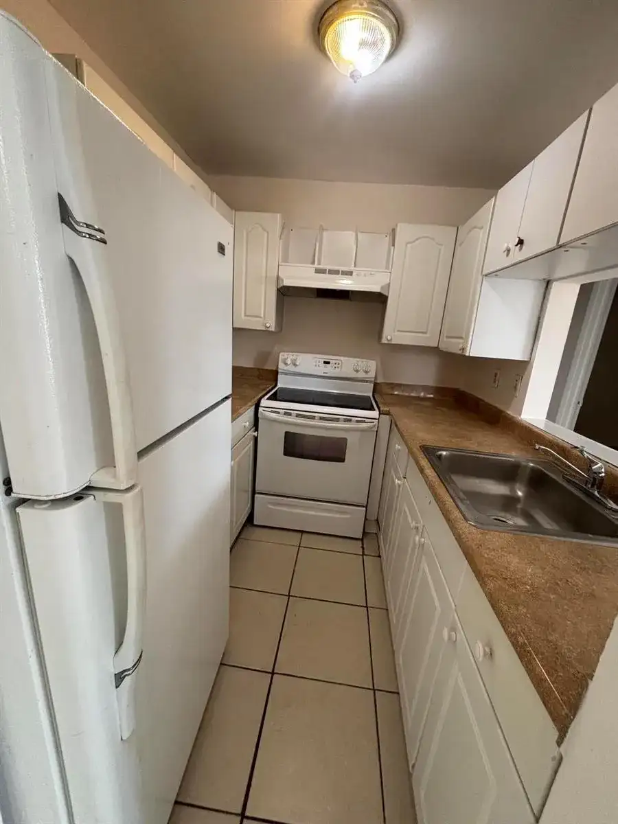 10020 WINDING LAKE Road # 201, Sunrise FL 33351 photo 5