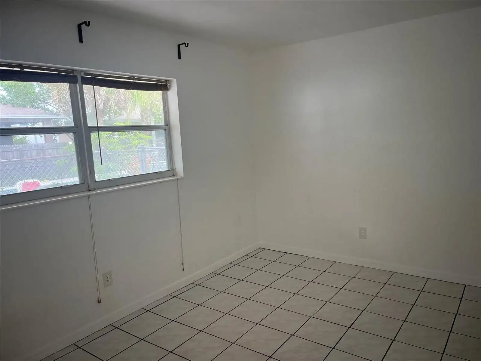 231 SW 8TH Street # 1, Dania Beach FL 33004 photo 5