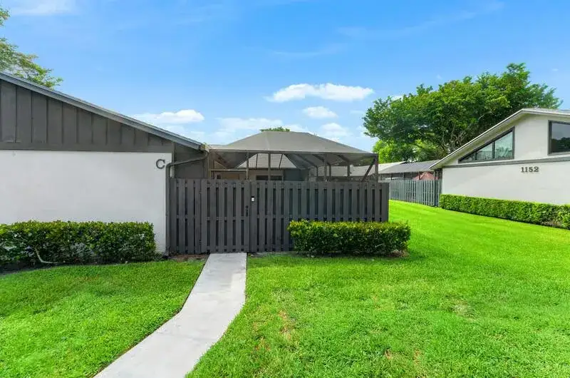 1158 Summit Trail Circle # C, West Palm Beach FL 33415