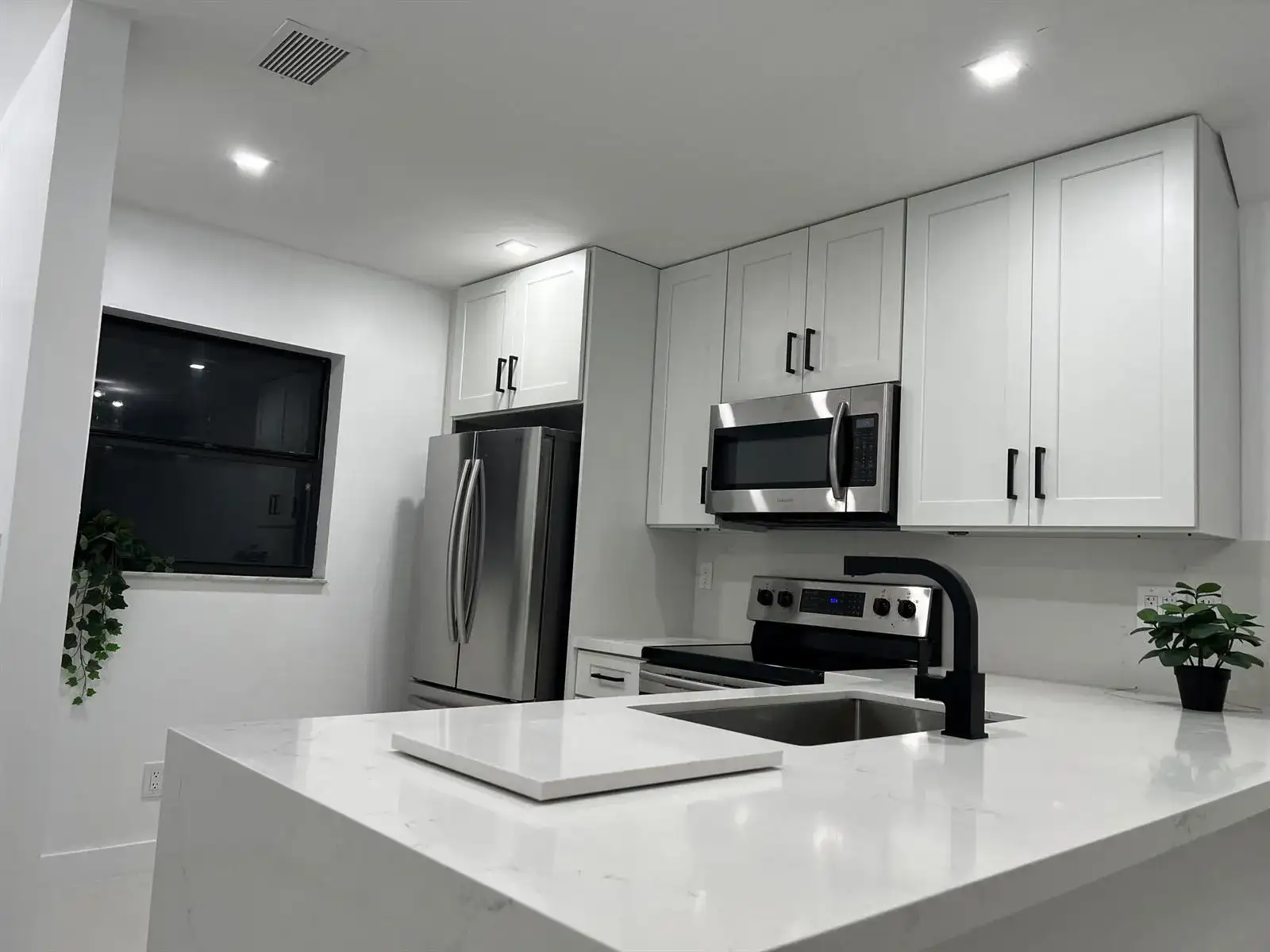 1088 NW 106TH Terrace # 206, Pembroke Pines FL 33026 photo 2
