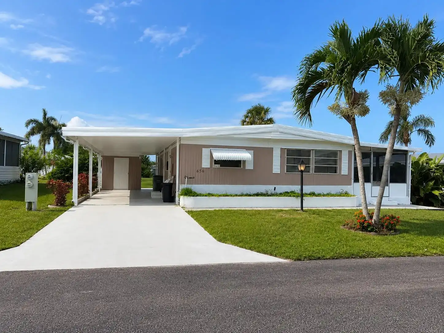 656 Sun Ray Court, Boynton Beach FL 33436