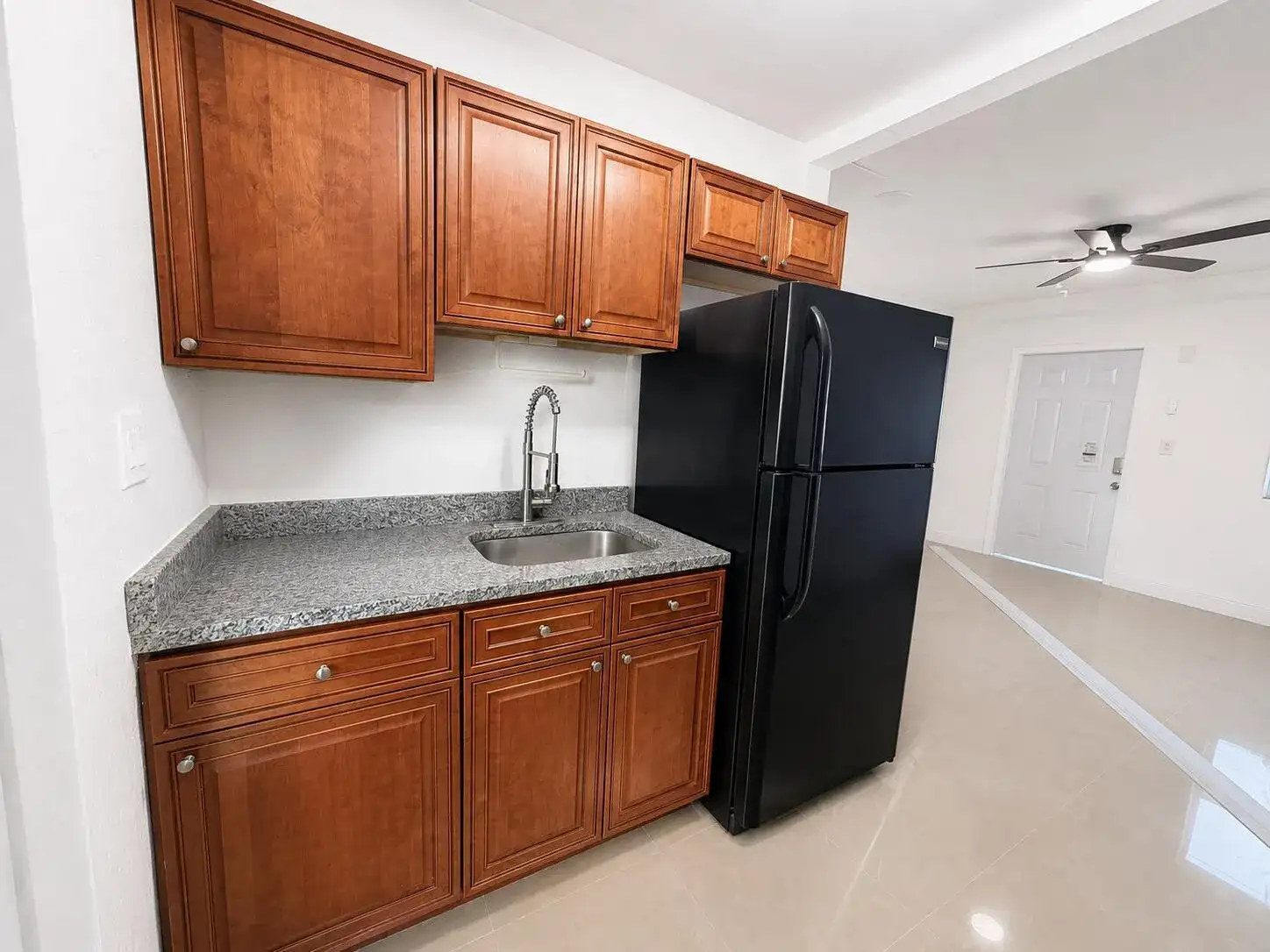 5264 NE 20TH Avenue, Pompano Beach FL 33064 photo 5