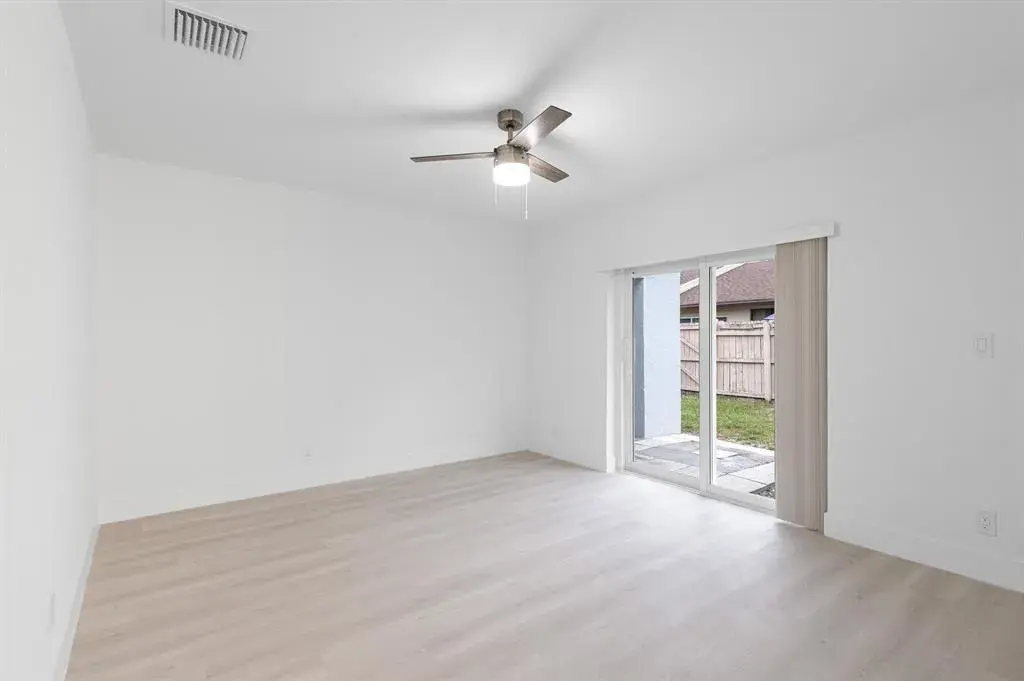 6993 NW 29TH Way, Fort Lauderdale FL 33309