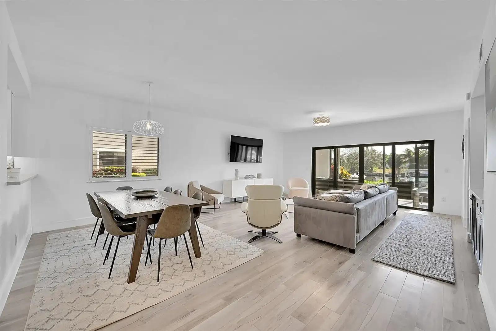 210 Captains Walk # 701, Delray Beach FL 33483 photo 2