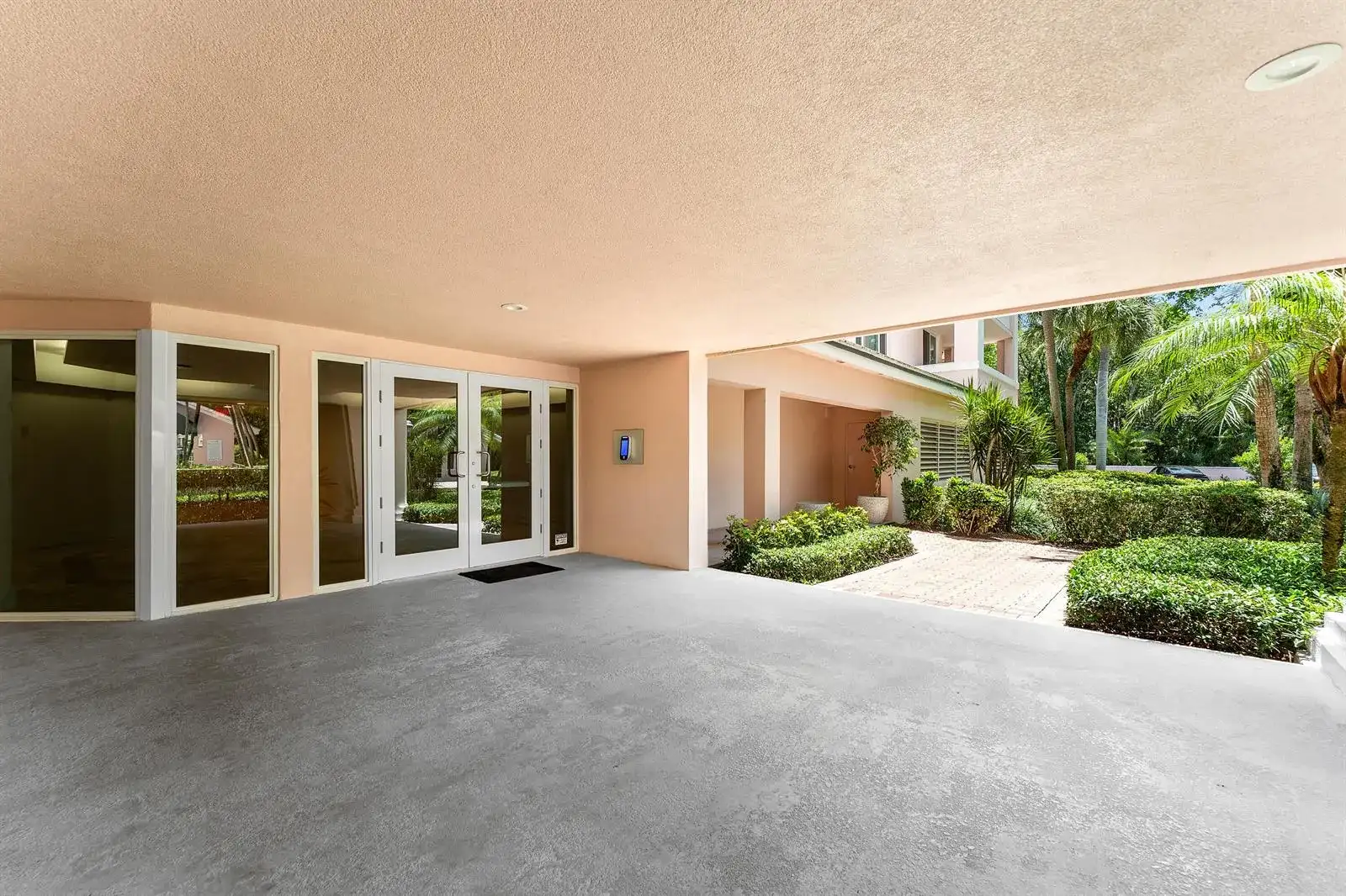 790 Andrews Avenue # C206, Delray Beach FL 33483 photo 2