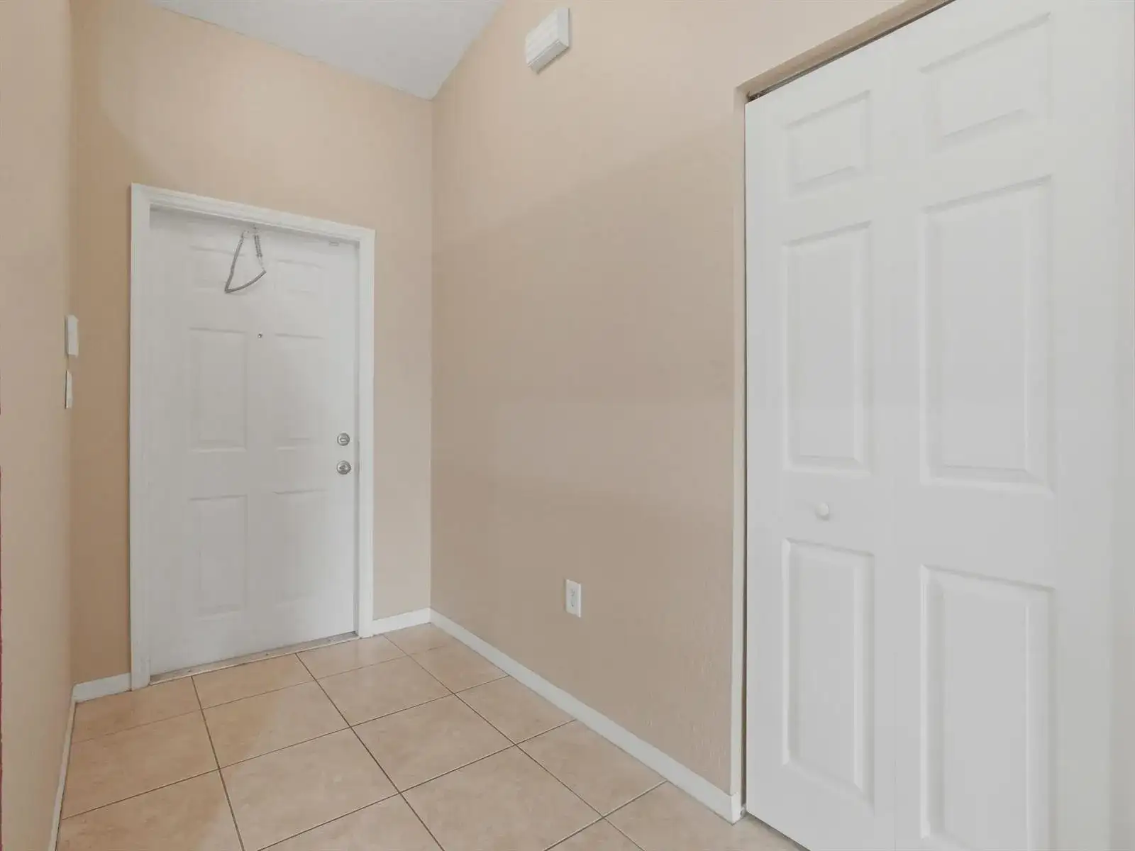 2920 E ARAGON Boulevard # 3, Sunrise FL 33313 photo 4