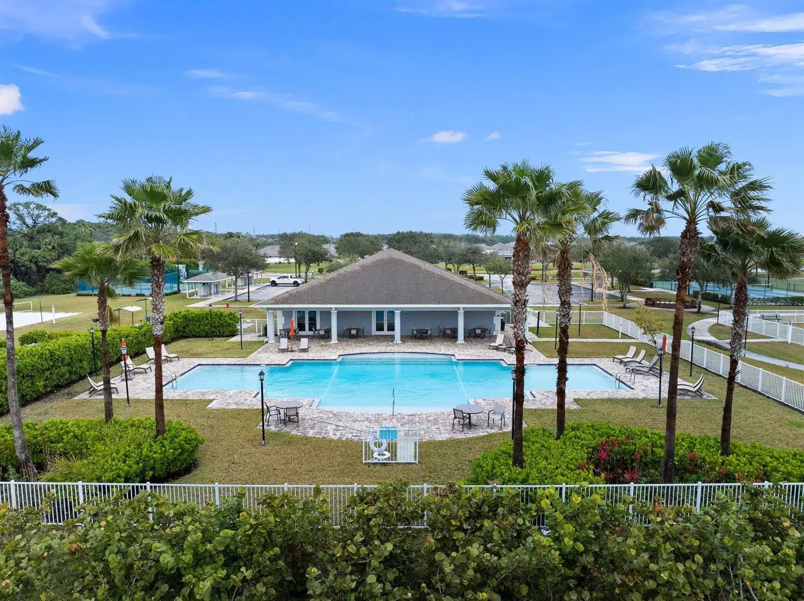 8324 Amalfi Circle, Fort Pierce FL 34951 photo 3
