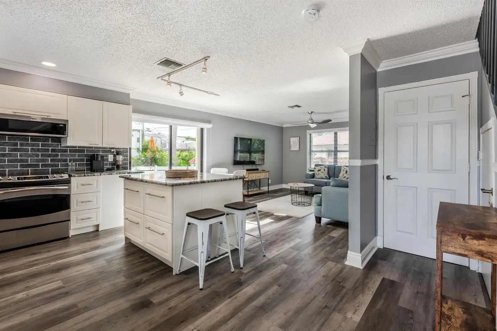 324 W PINE Street # 11, Lantana FL 33462 photo 4