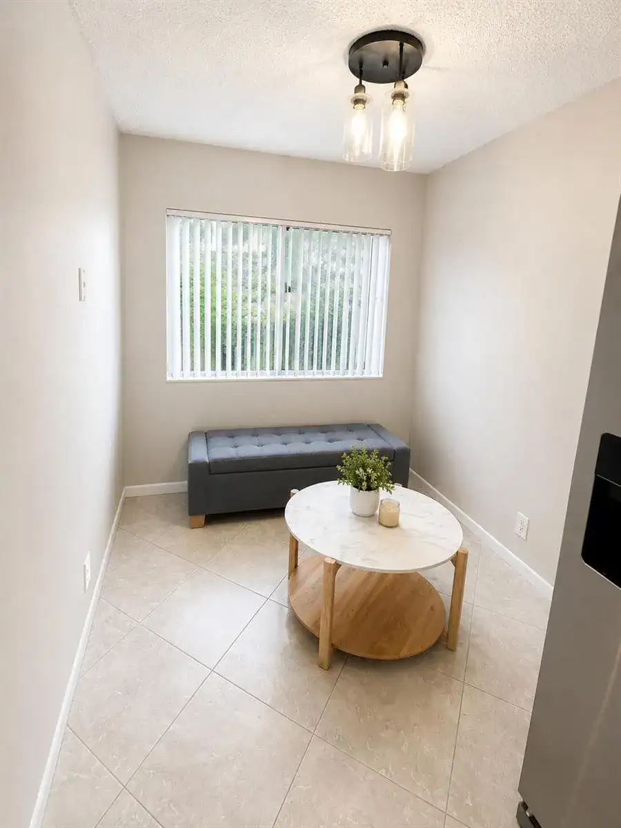 4086 Palm Forest Drive S, Delray Beach FL 33445 photo 4
