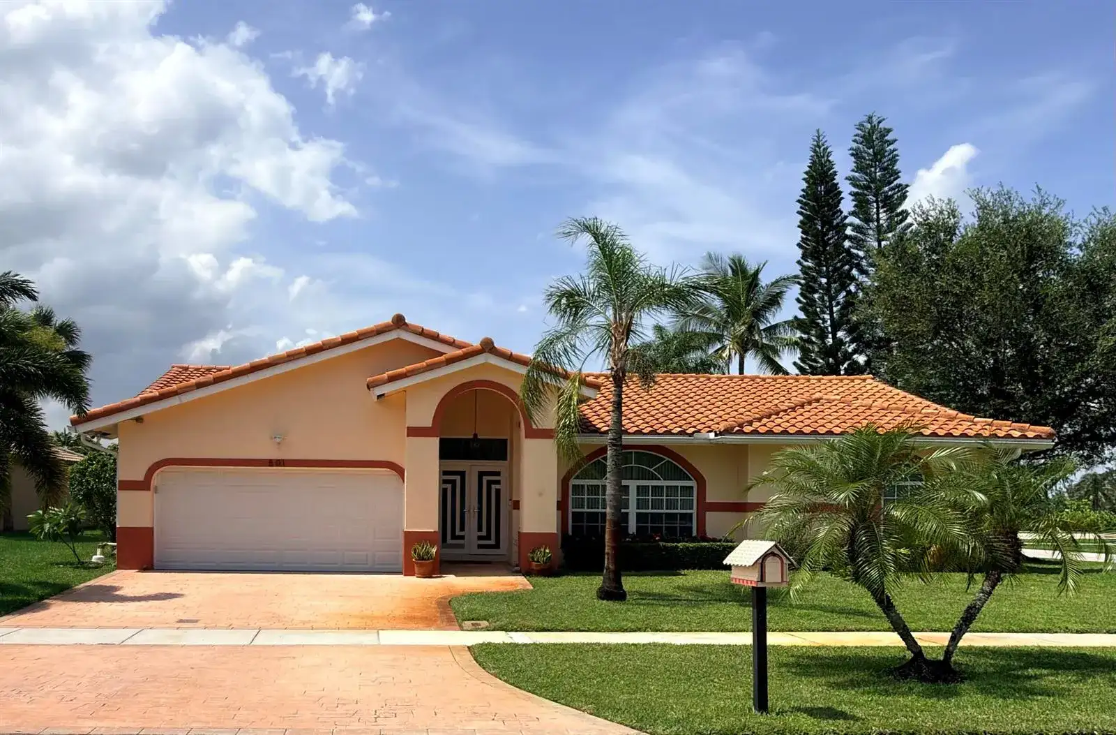 501 SW 168th Way, Weston FL 33326 photo 2