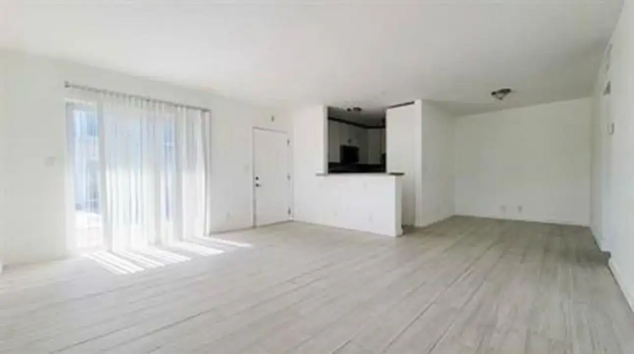 930 N 14TH Court # 15, Hollywood FL 33020 photo 5