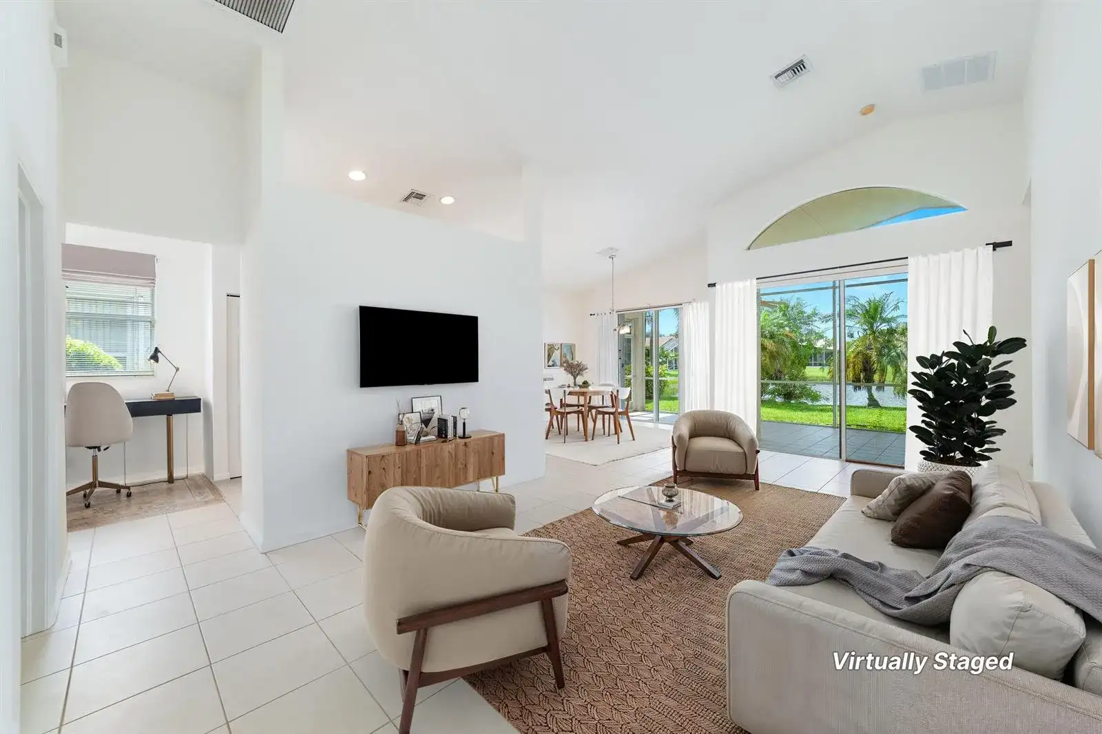 352 Springview Loop, Port St. Lucie FL 34986 photo 5