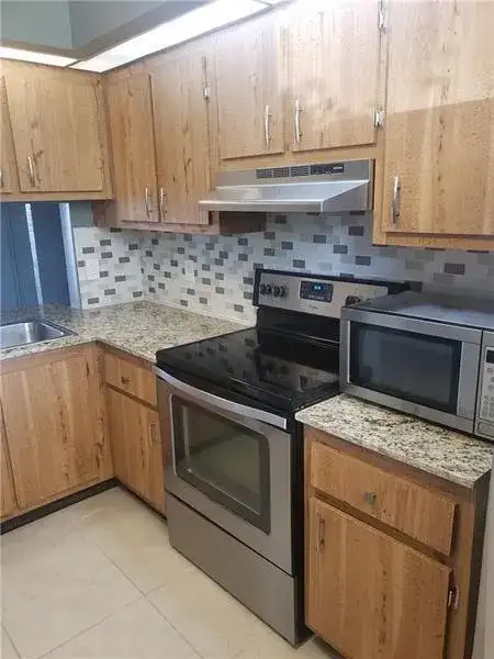 109 Lake Emerald Drive # 107, Oakland Park FL 33309 photo 3