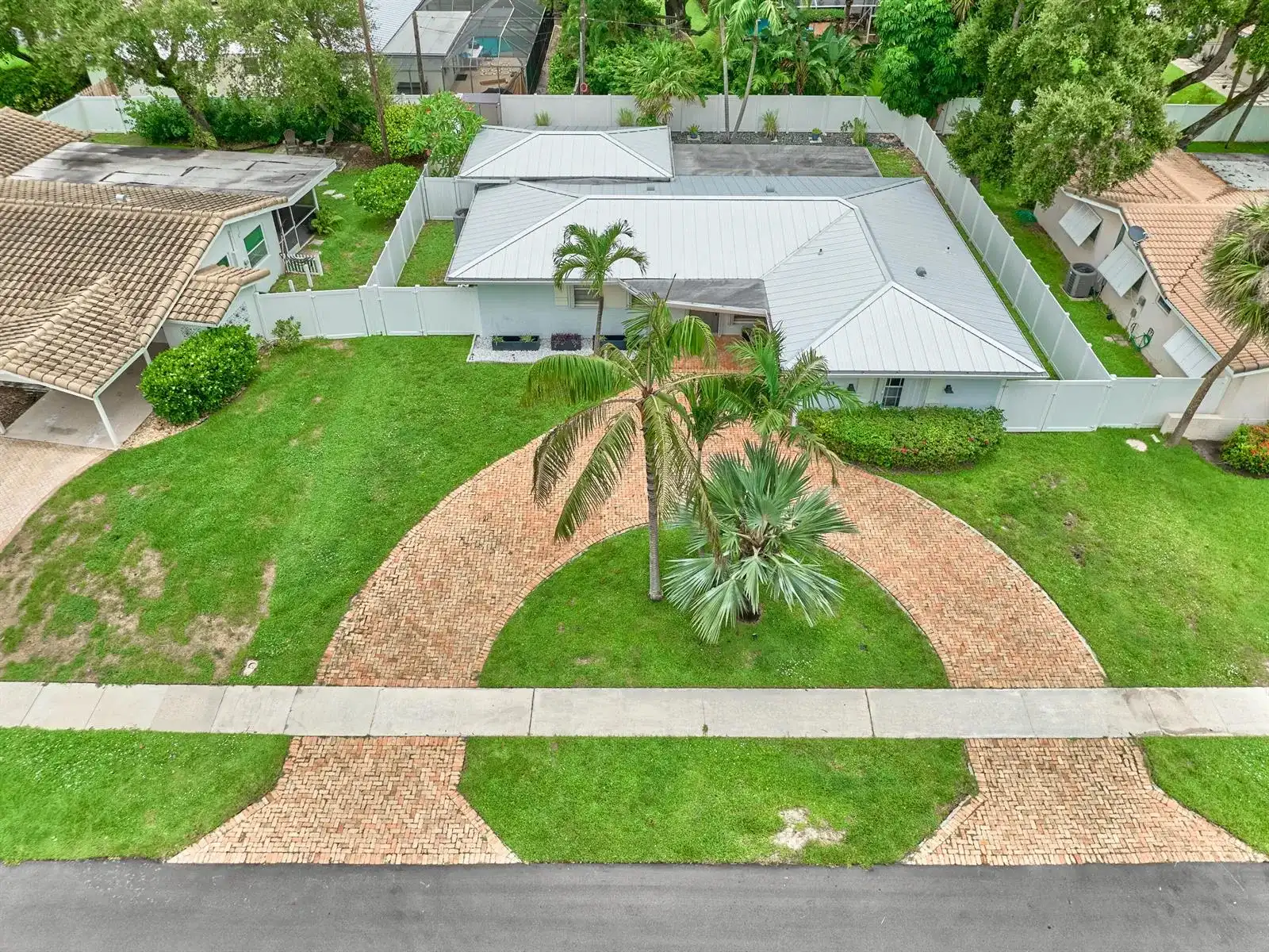 683 SW 2ND Street, Boca Raton FL 33486