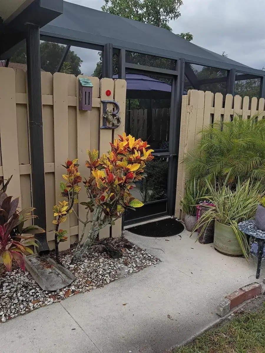 872 NW 29TH Avenue # B, Delray Beach FL 33445 photo 2