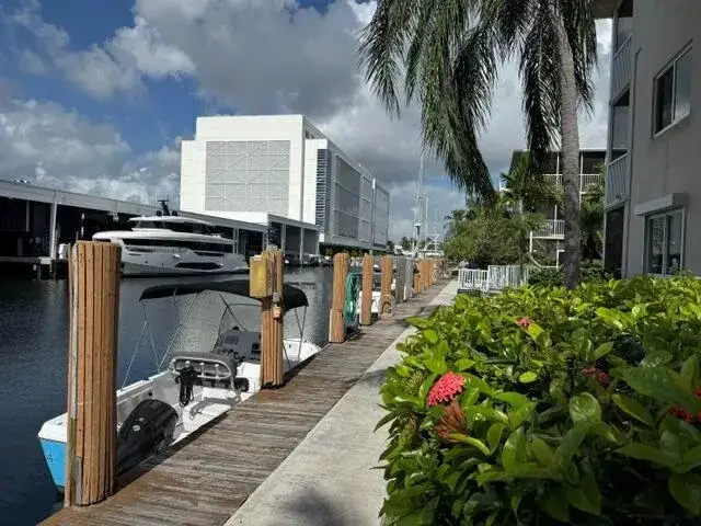 1500 SE 15TH Street SE # 212, Fort Lauderdale FL 33316