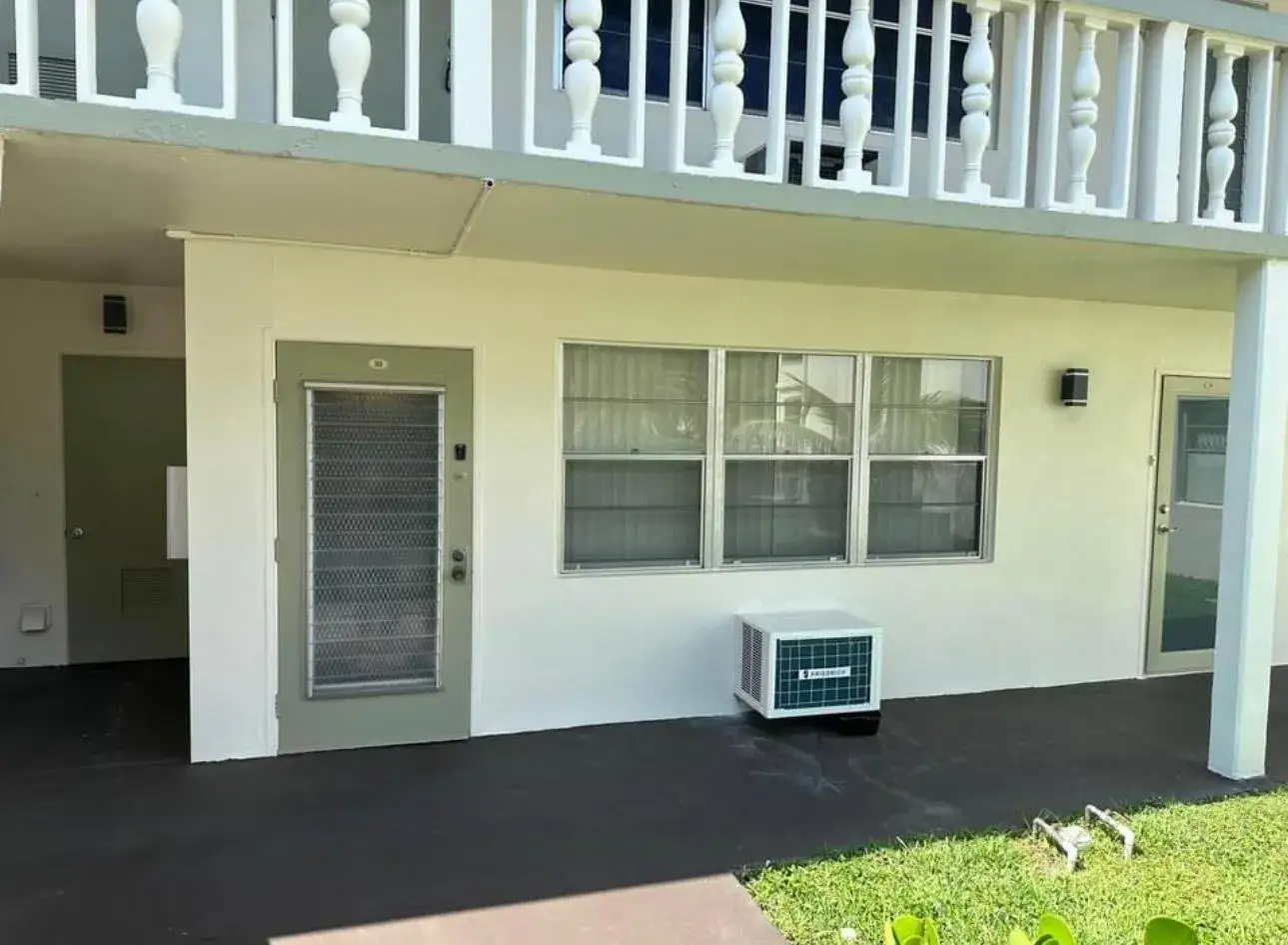 30 WESTBURY B Circle # 30, Deerfield Beach FL 33442
