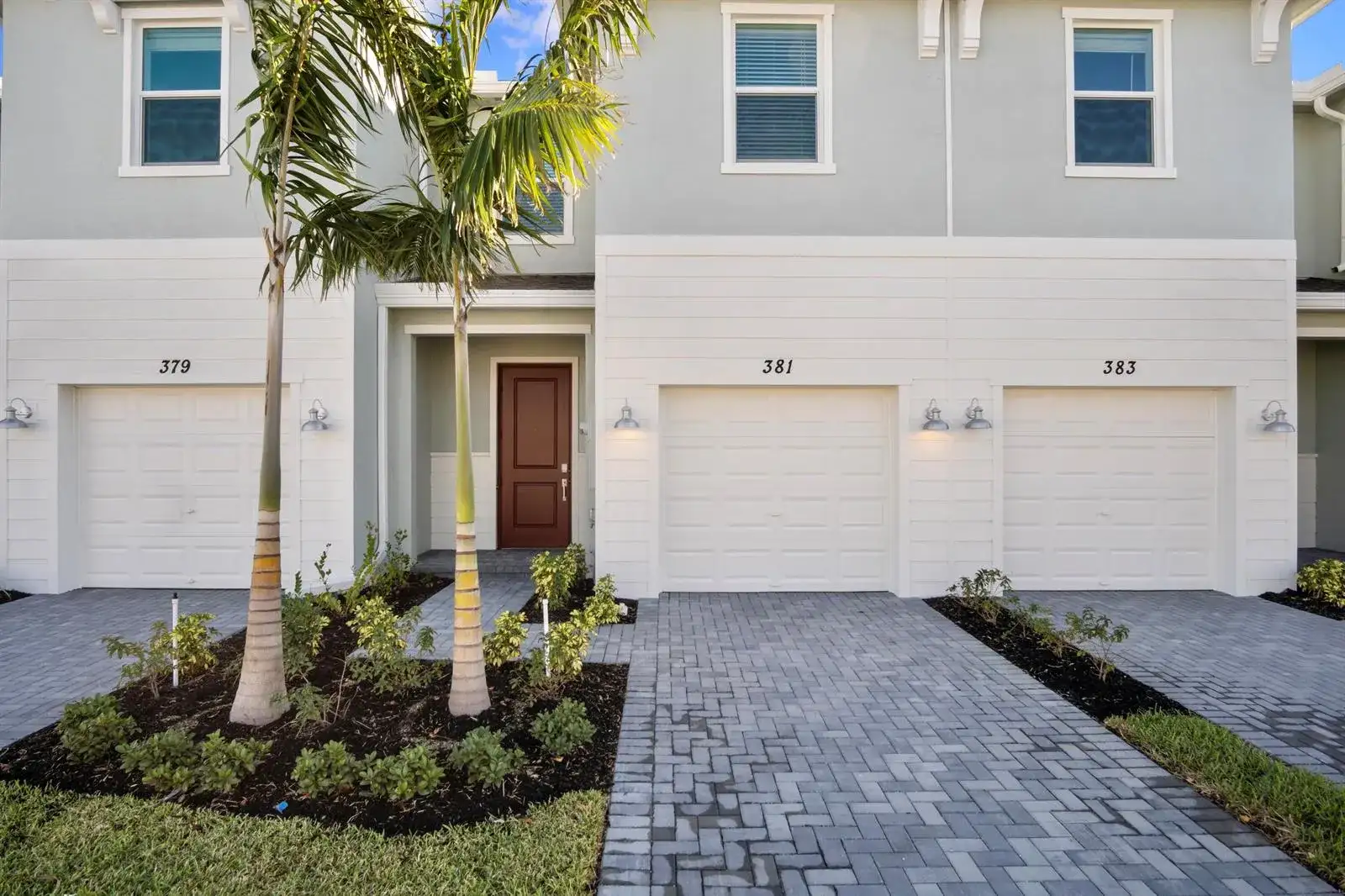 381 SE CROSSOAK Lane, Port St. Lucie FL 34984 photo 4