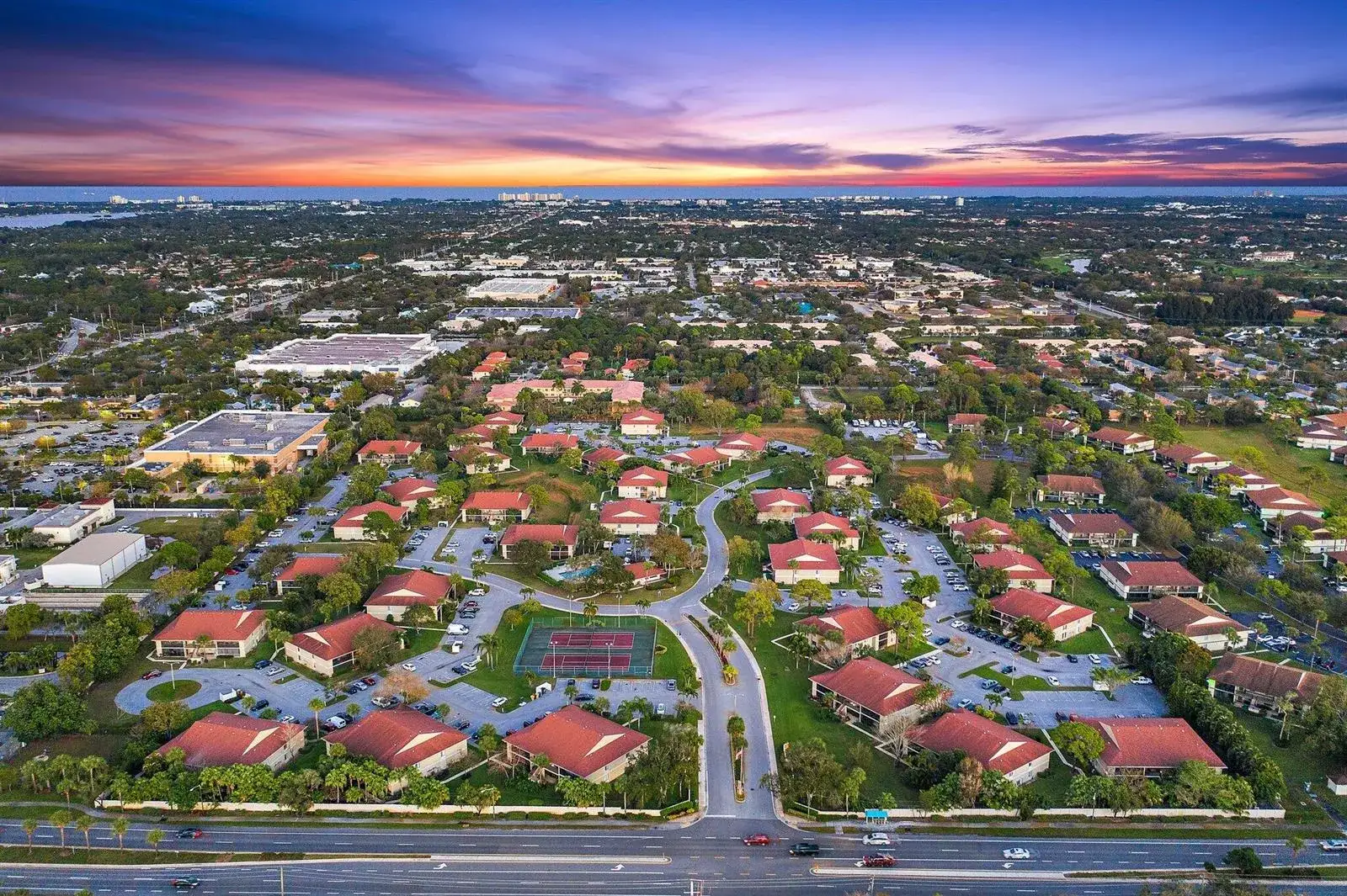 6531 Chasewood Drive # H, Jupiter FL 33458