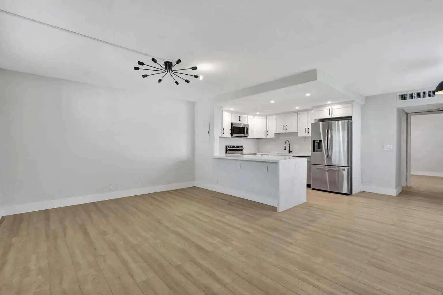 114 Brittany C, Delray Beach FL 33446 photo 3