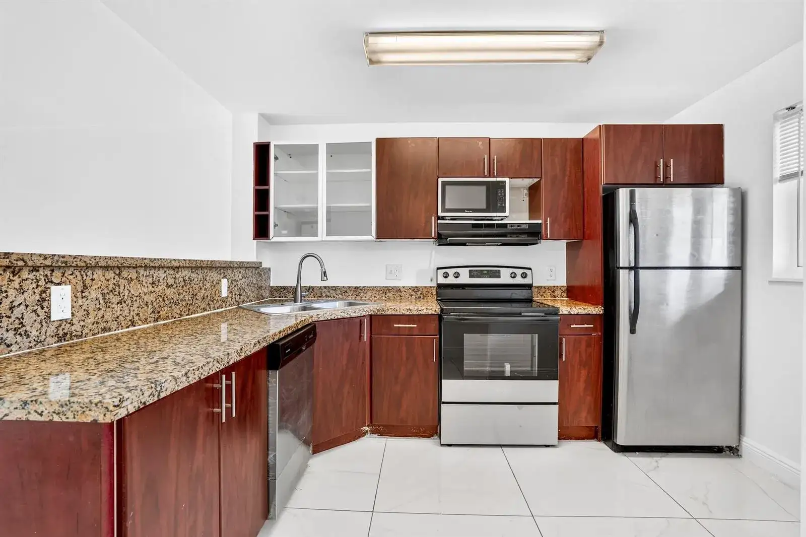 840 PINE Drive # 104, Pompano Beach FL 33060 photo 4