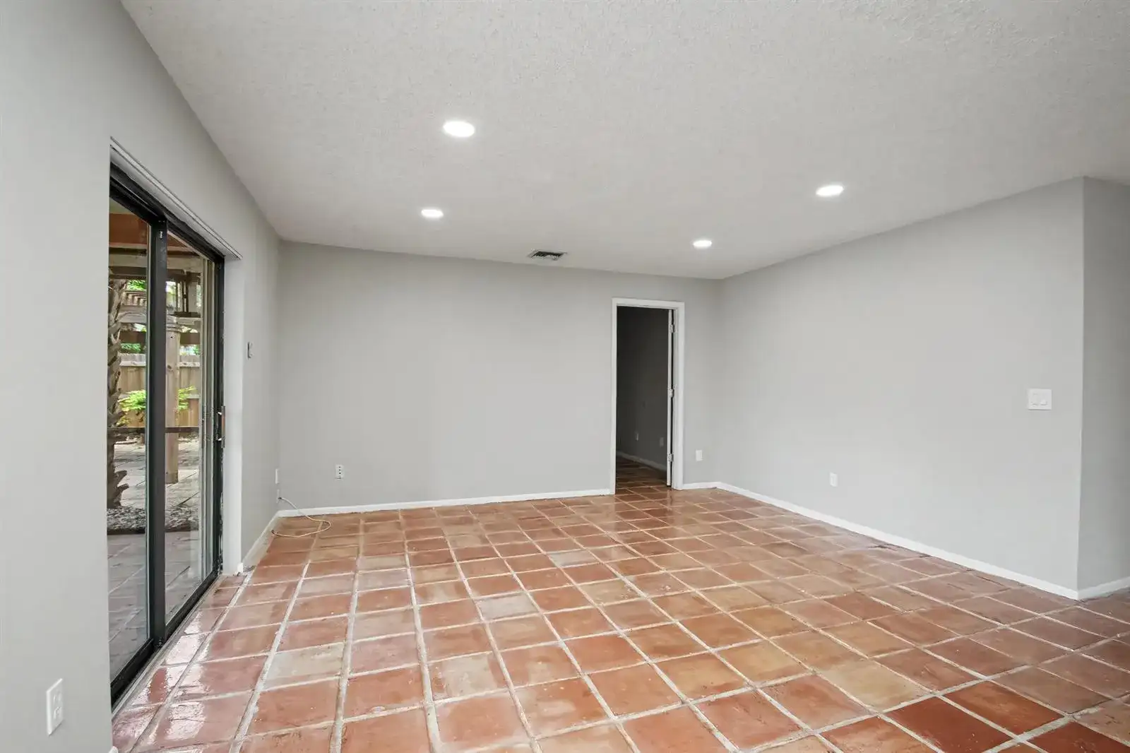 7407 SILVER WOODS Court, Boca Raton FL 33433 photo 4