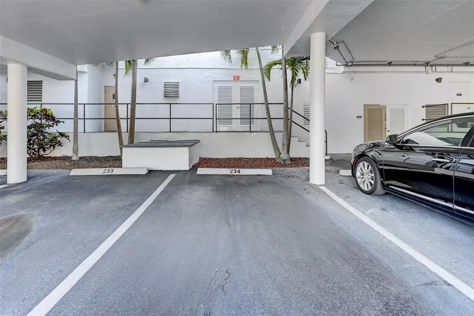 300 Three Islands Boulevard # 101, Hallandale Beach FL 33009 photo 2