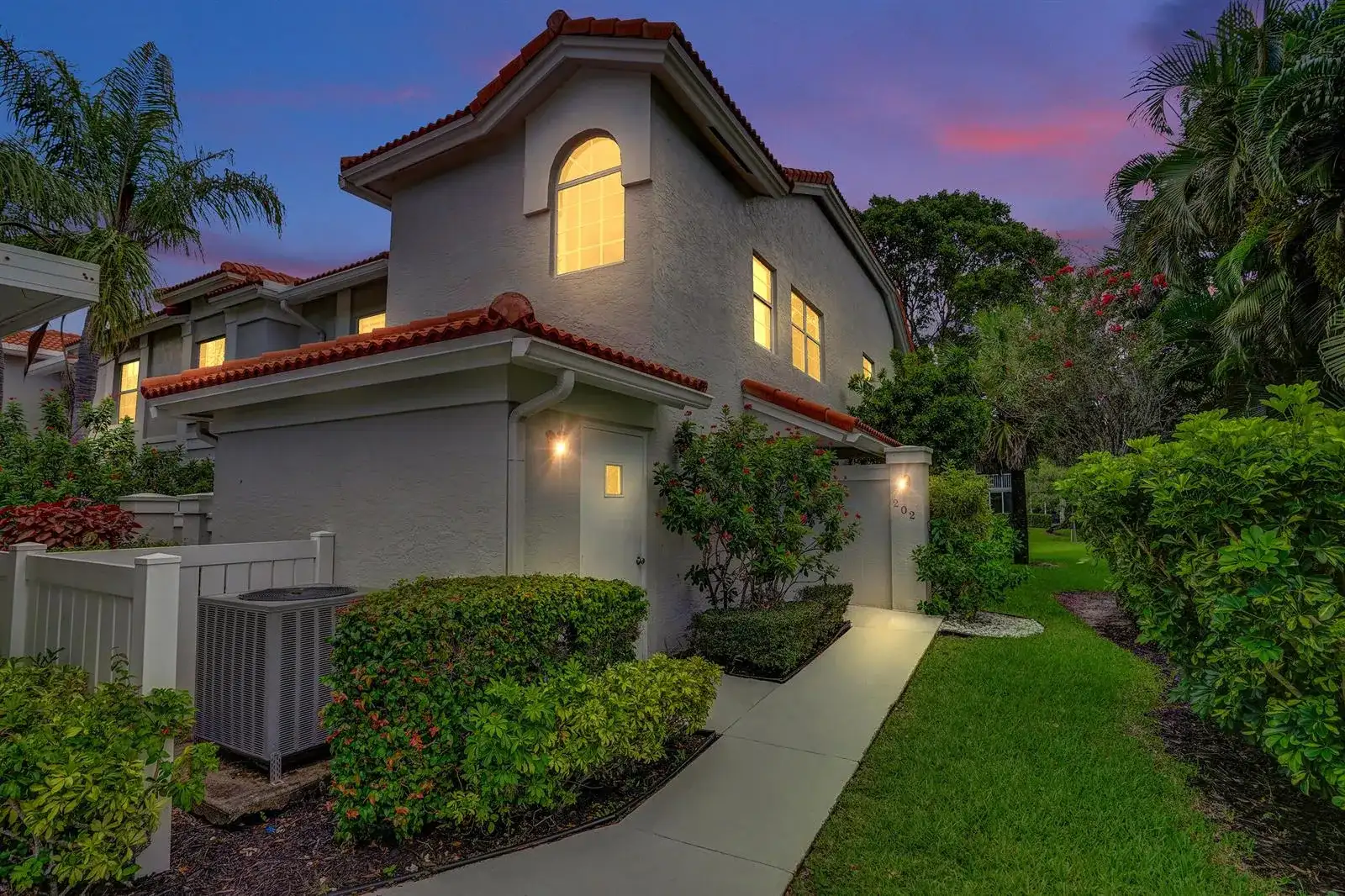 7669 SPRINGWATER Place # 202, Boynton Beach FL 33437 photo 3