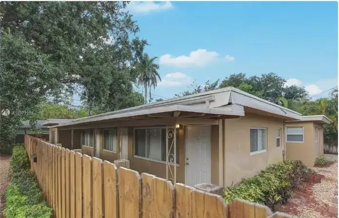 204 NE 10TH Avenue # 206, Fort Lauderdale FL 33301 photo 2