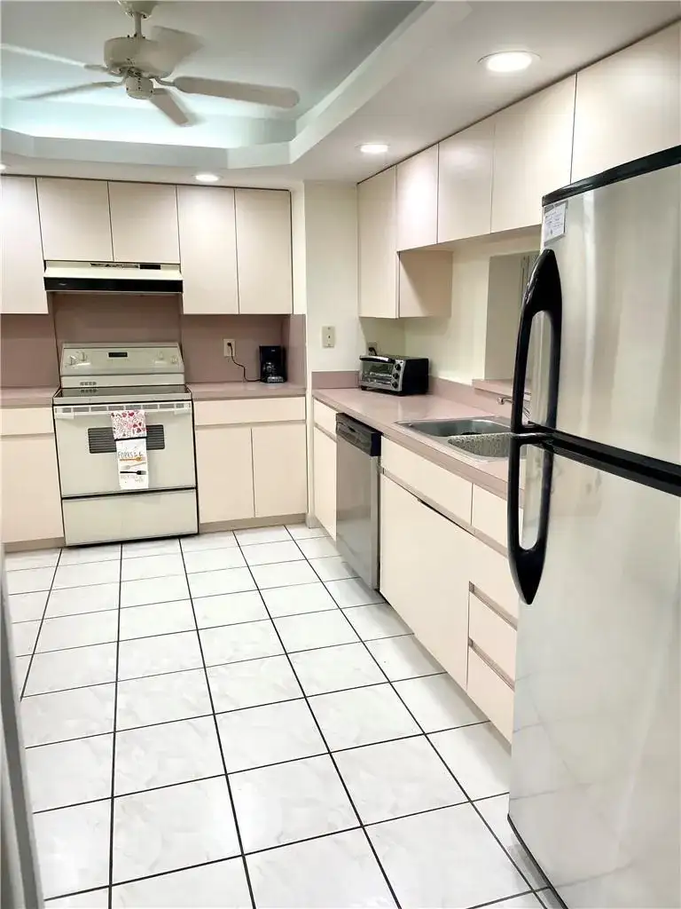 1149 HILLSBORO MILE # 304, Hillsboro Beach FL 33062 photo 3