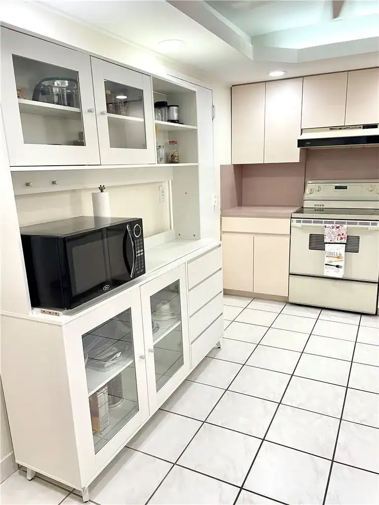 1149 HILLSBORO MILE # 304, Hillsboro Beach FL 33062 photo 4