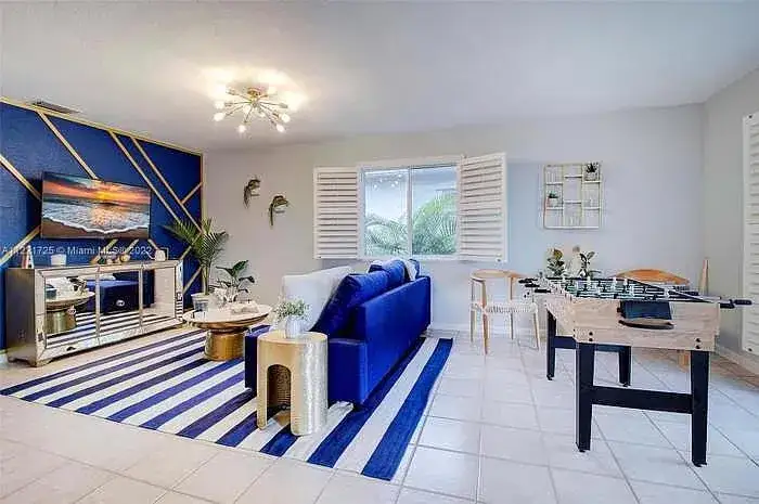 917 ORANGE Isle, Fort Lauderdale FL 33315