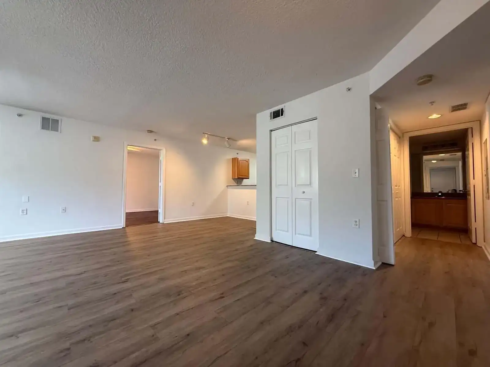 231 SW Palm Drive # 107, Port St. Lucie FL 34986