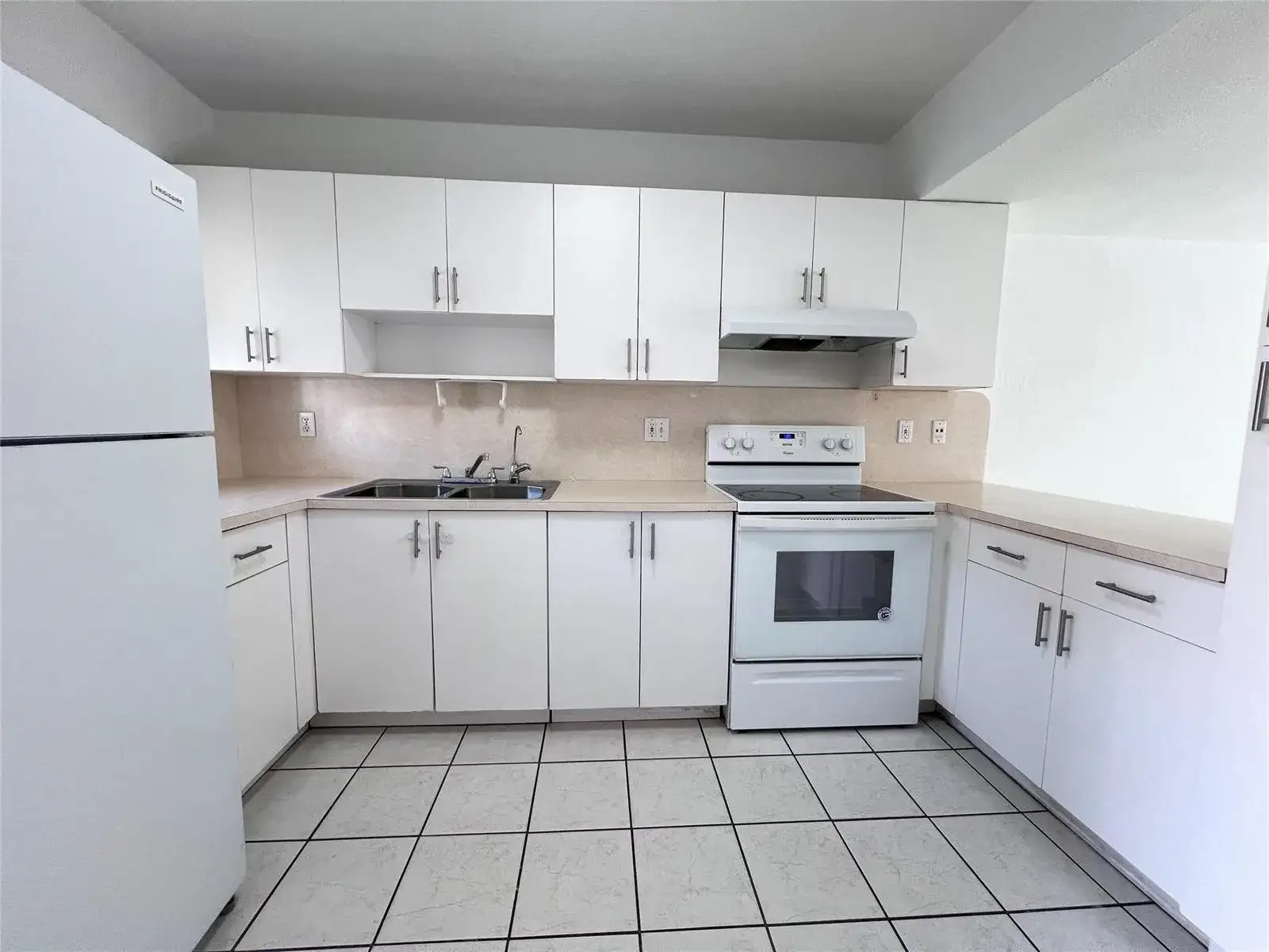 519 W 68th Street # 4, Hialeah FL 33014 photo 2