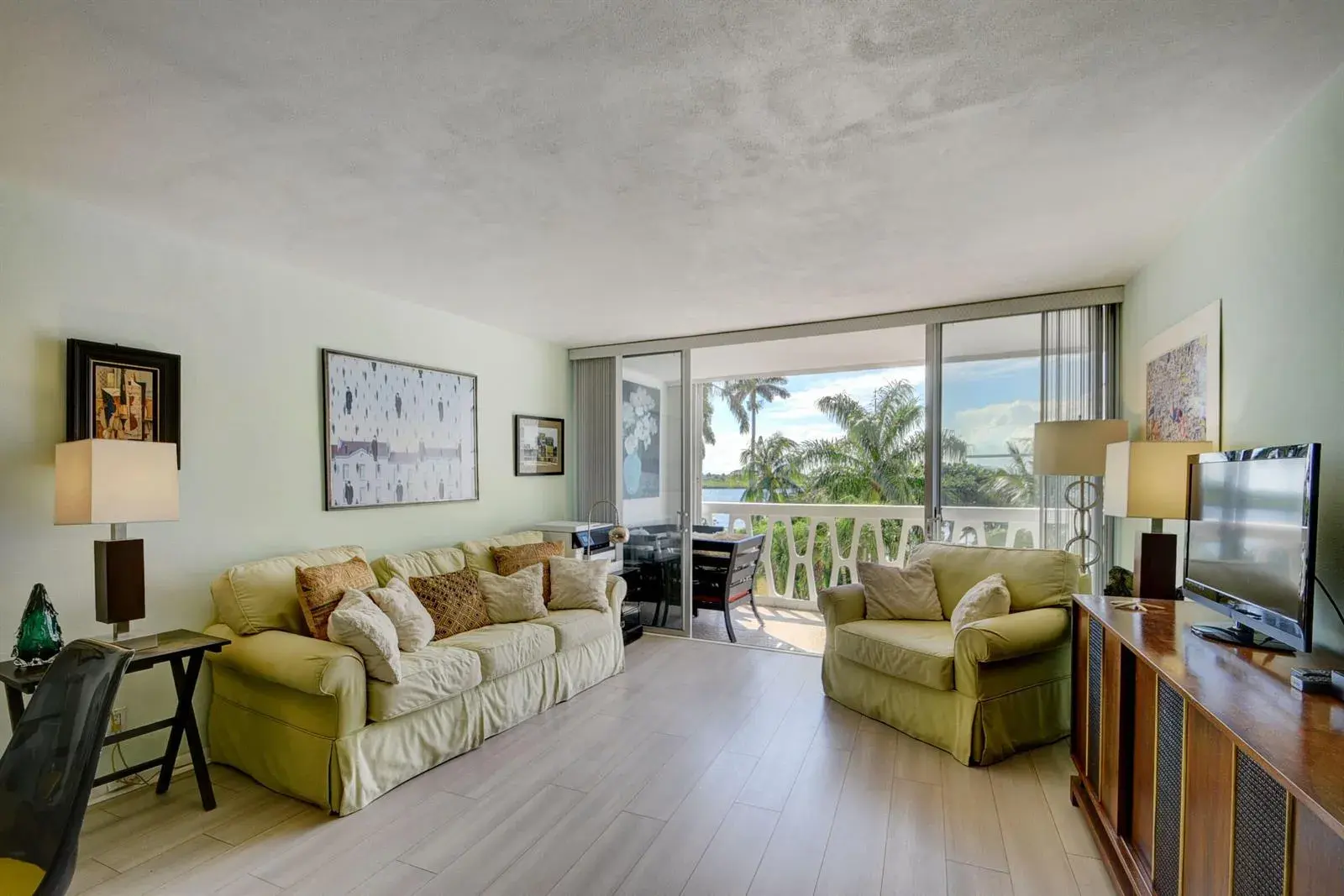 2505 S Ocean Boulevard # 403, Palm Beach FL 33480 photo 3