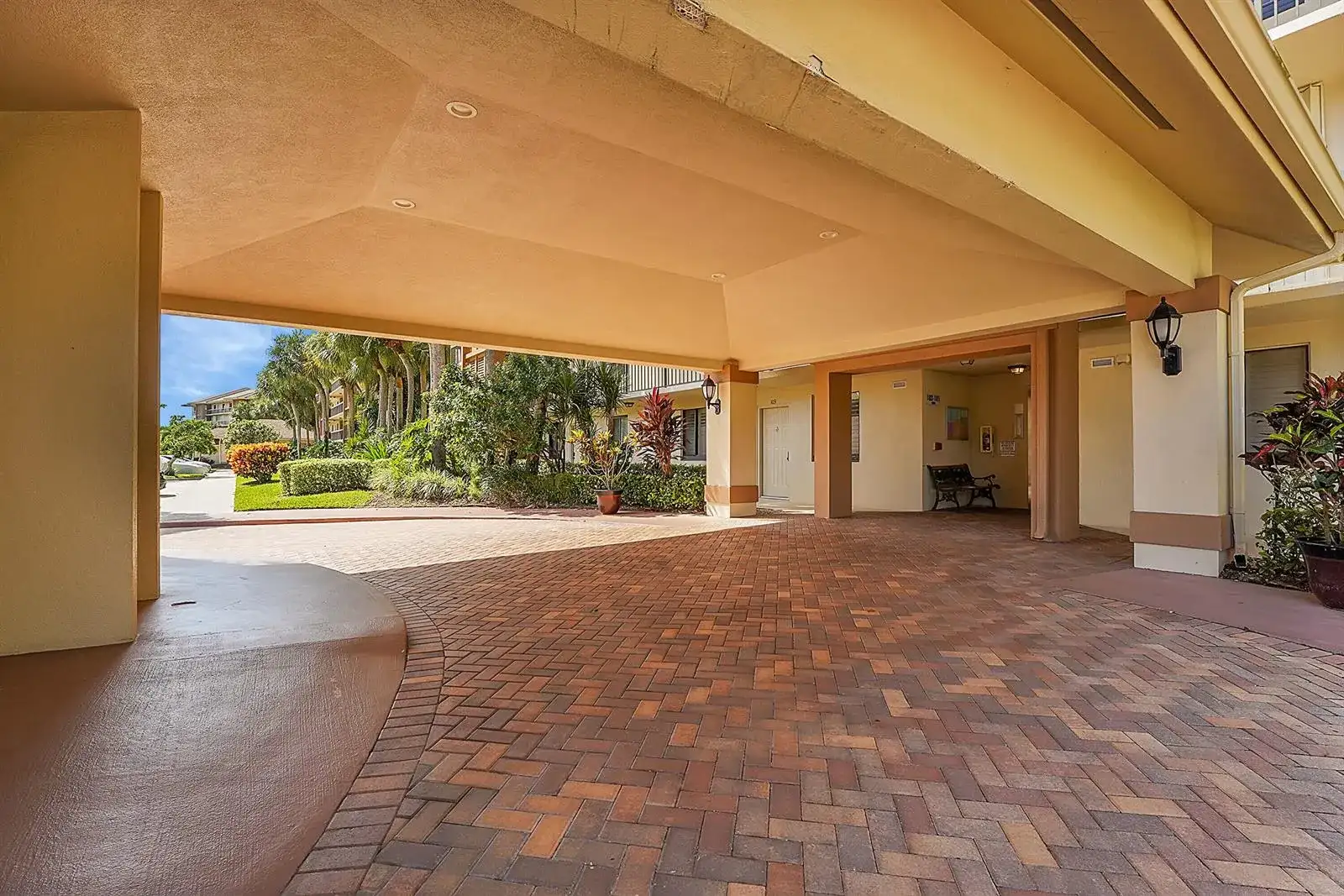 2001 Marina Isle Way # 203, Jupiter FL 33477 photo 5