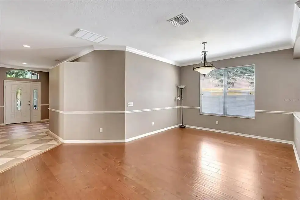 8209 WATER TOWER Drive, Tampa FL 33619 photo 4