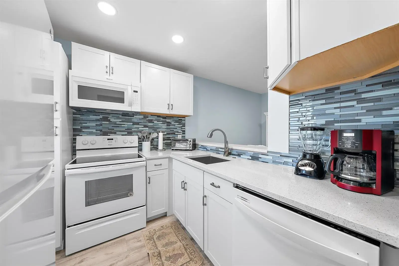 3851 N OCEAN Boulevard # 202, Gulf Stream FL 33483