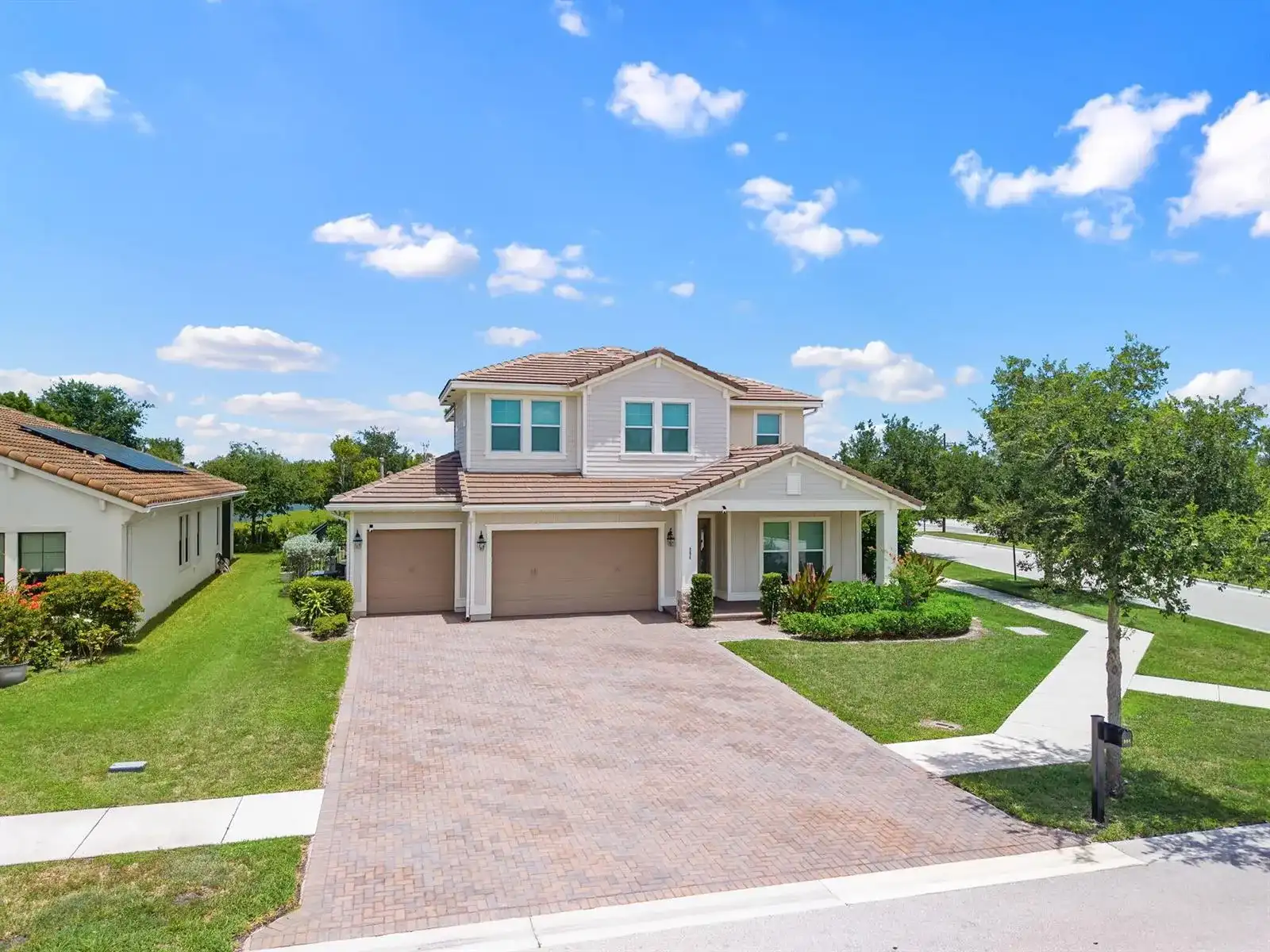984 Sterling Pine Place, Loxahatchee FL 33470