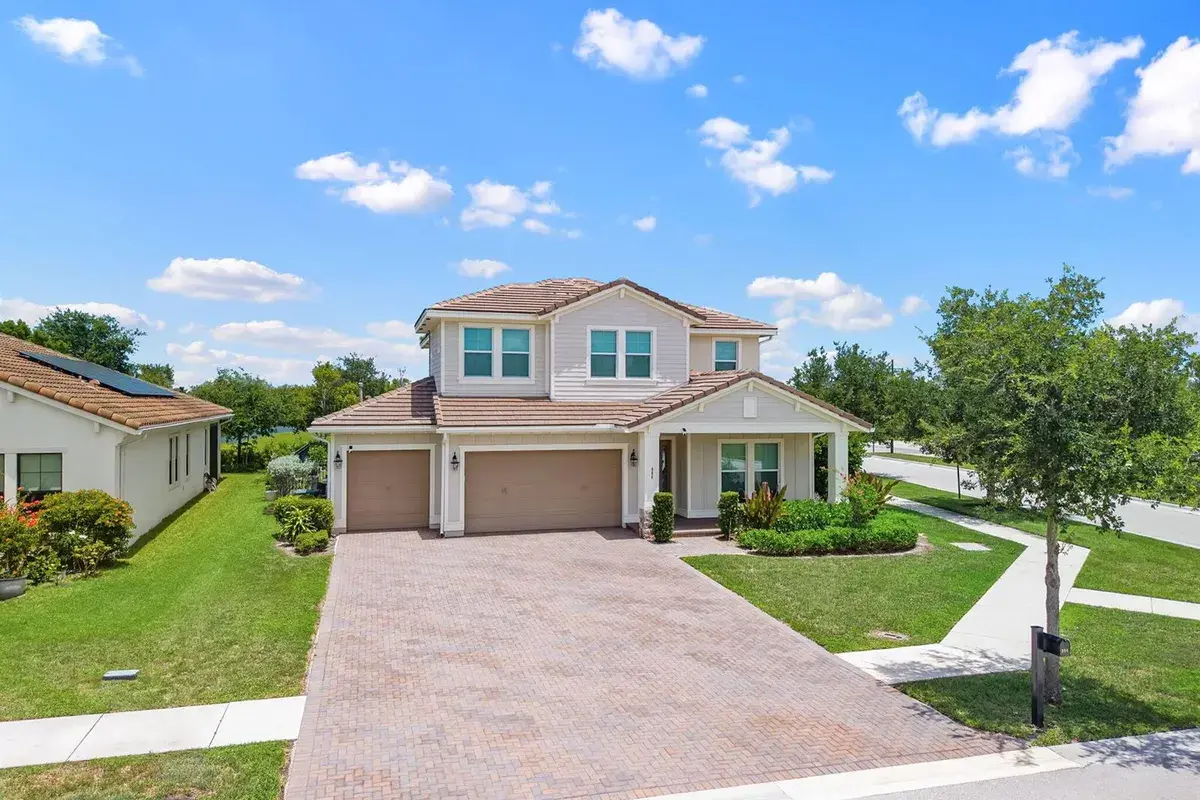 984 Sterling Pine Place, Loxahatchee FL 33470