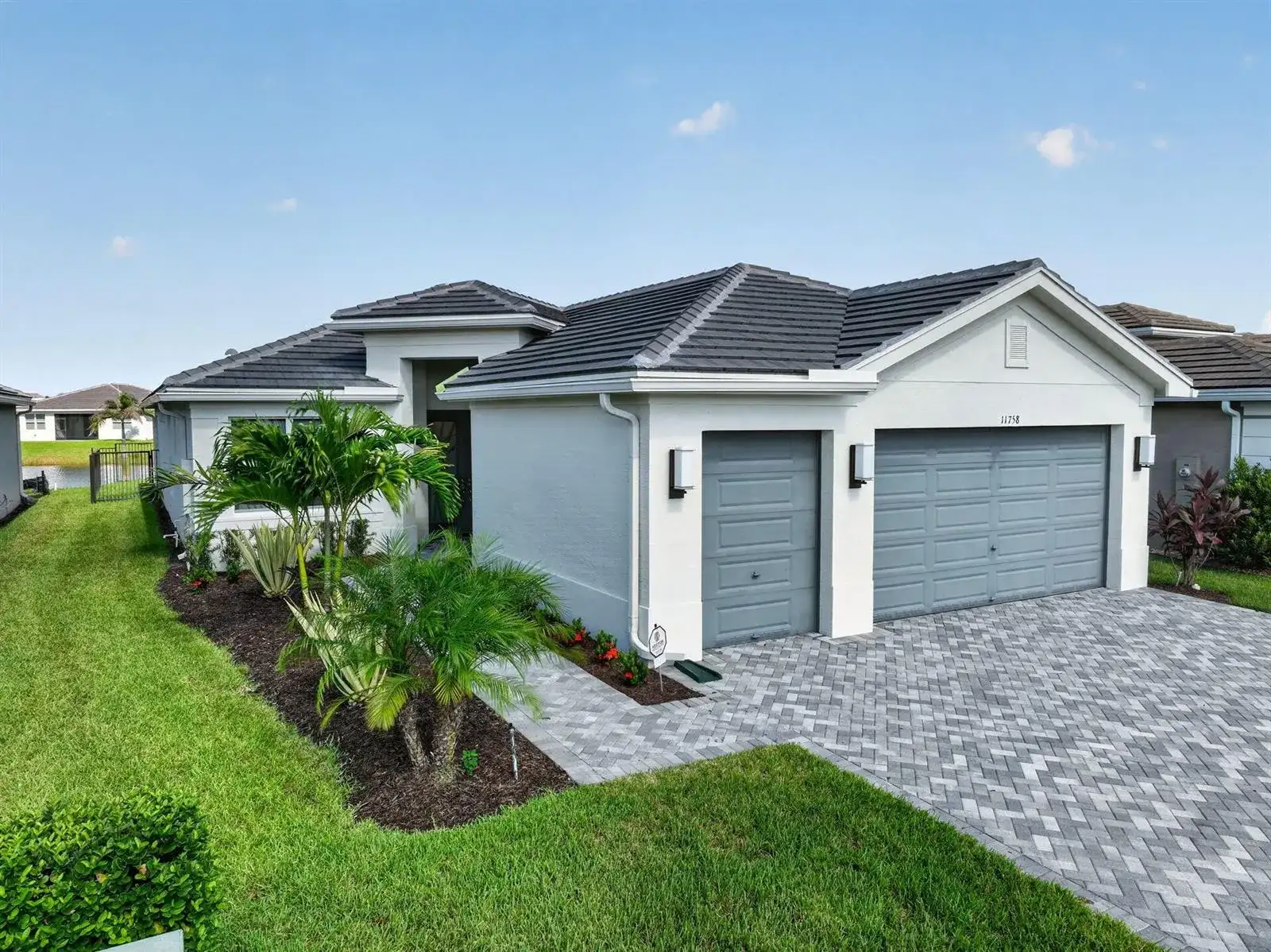 11758 SW Coral Cove Parkway, Port St. Lucie FL 34987 photo 2
