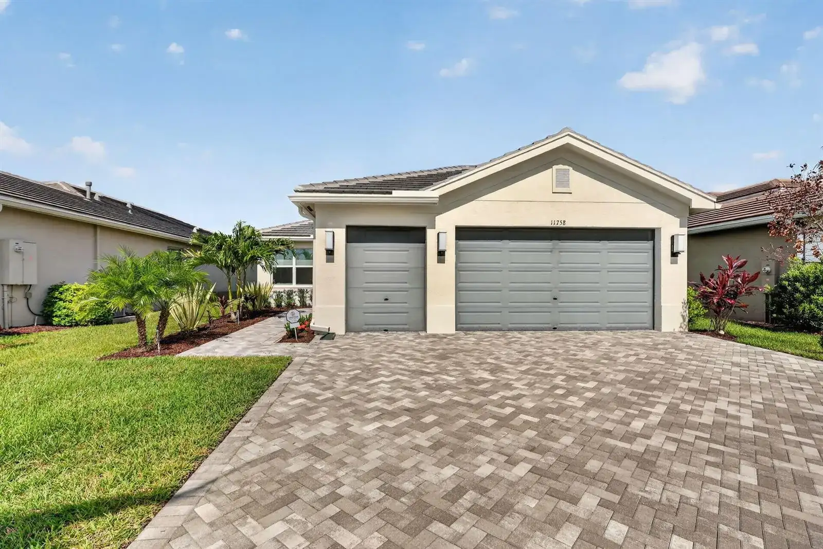 11758 SW Coral Cove Parkway, Port St. Lucie FL 34987 photo 3