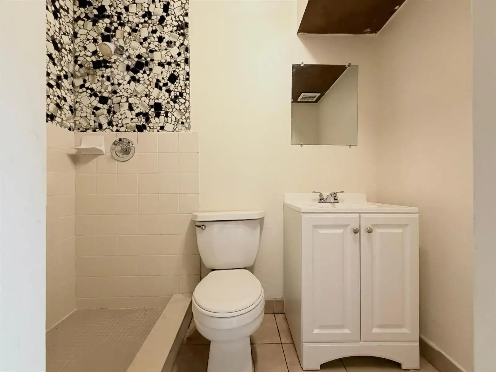 735 46th Street, West Palm Beach FL 33407 photo 3