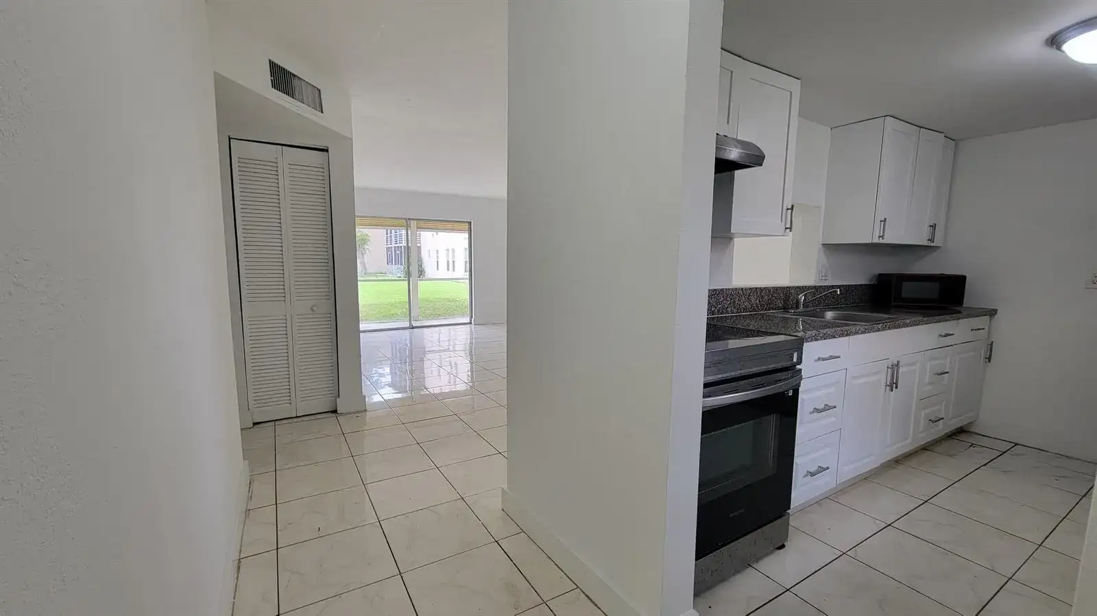 2800 NW 56TH Avenue # G107, Lauderhill FL 33313 photo 4