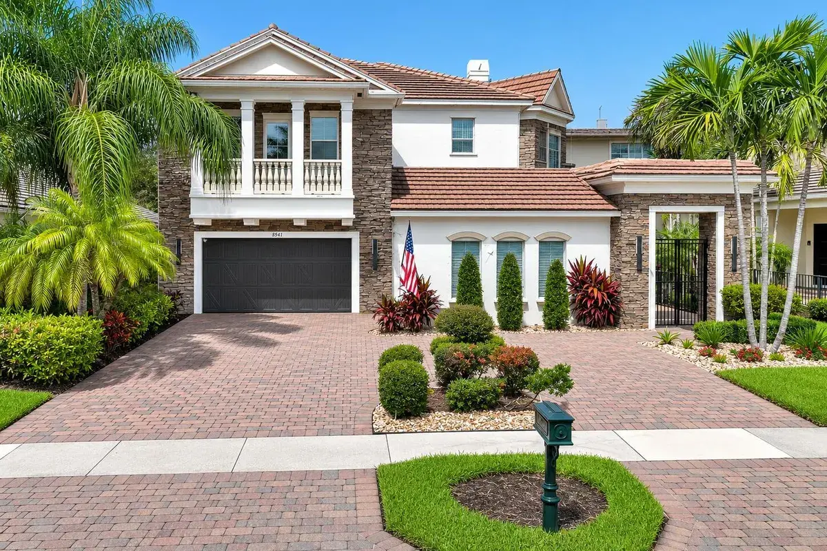 8541 Butler Greenwood Drive, Royal Palm Beach FL 33411