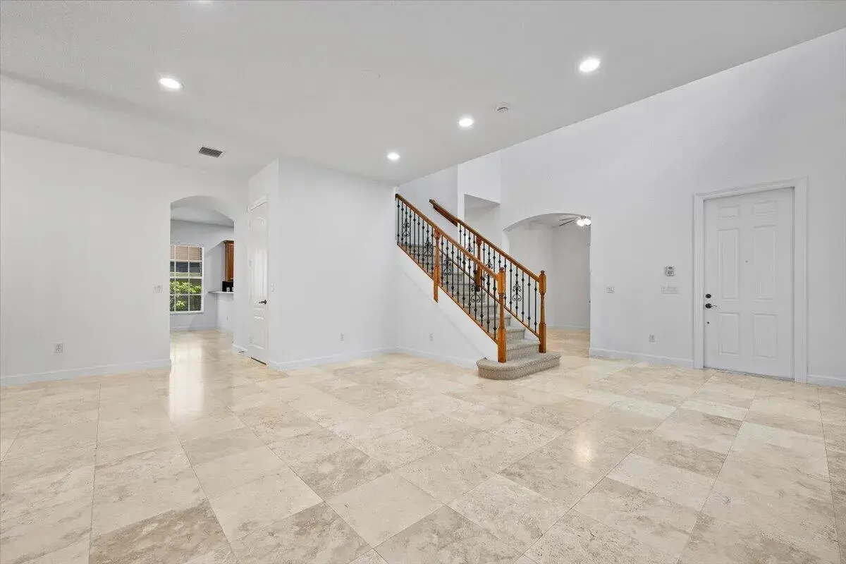 1049 Vintner Boulevard, Palm Beach Gardens FL 33410
