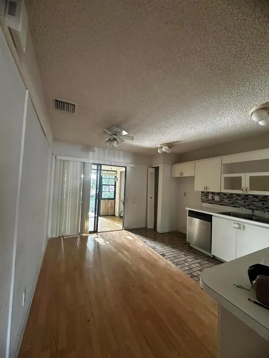 5933 FOREST HILL Boulevard # 3, West Palm Beach FL 33415 photo 4