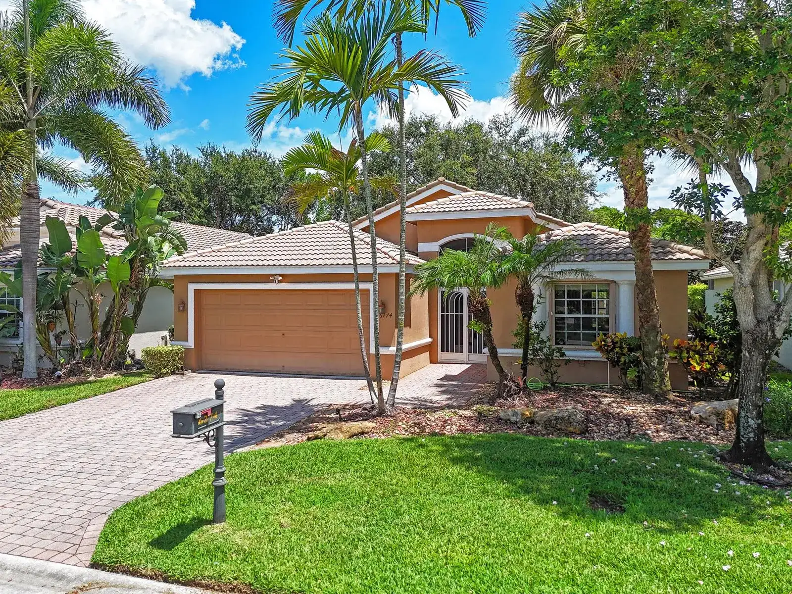6274 VIA PRIMO Street, Lake Worth FL 33467 photo 2